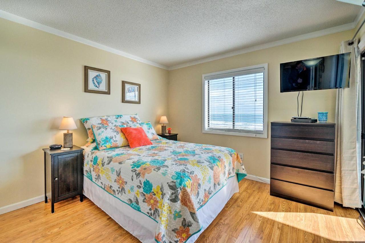 Appartement Breezy Beach Retreat With 180-Degree Ocean Views! à Carolina Beach Extérieur photo